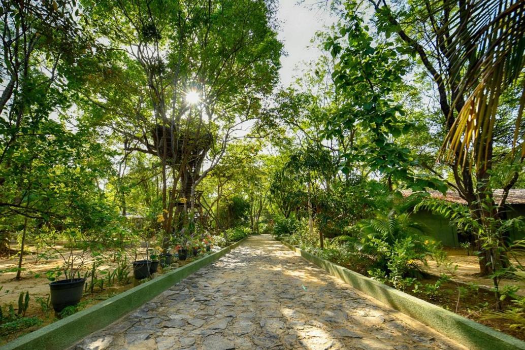 Jays Holiday Resort Habarana Esterno foto